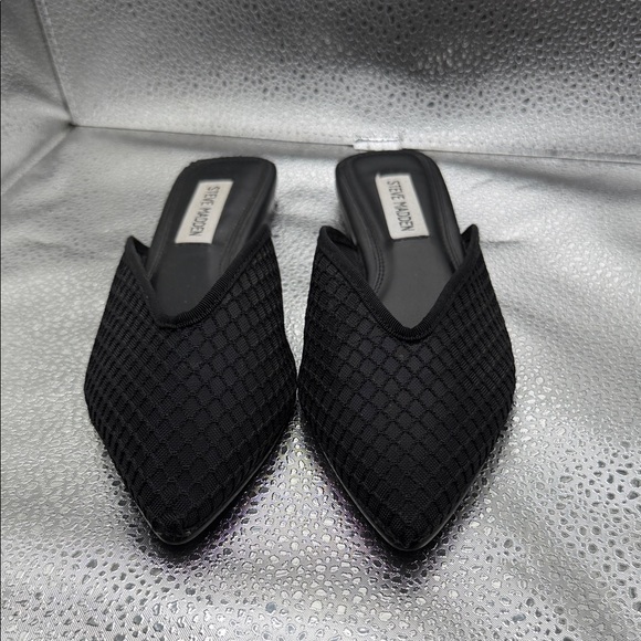 Steve Madden Shoes - Steve Madden KINDRA Women's Textured Black Mules